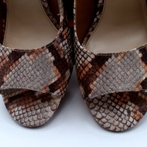 Vince Camuto “Reteema” Snake Print Peep-Toe Pumps – Sienna Brown 8.5M NEW - Picture 3 of 6